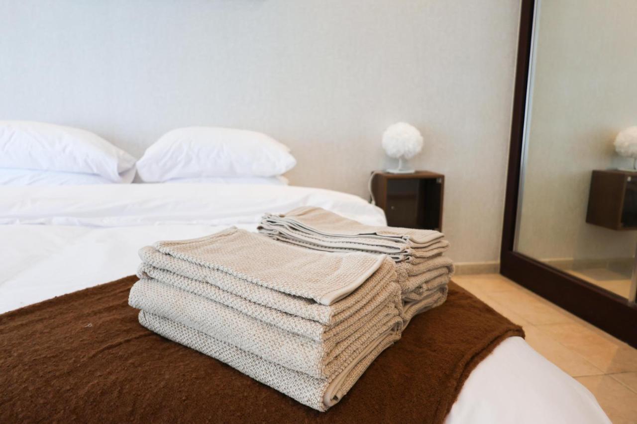 Deluxe 1 Bedroom Apartment - Elite Residence Dubai Marina - Sea View ภายนอก รูปภาพ